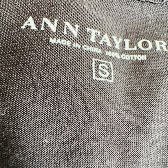 Ann Taylor Womens Black Cotton Scoop Neck Cap Sleeve Cute Little Tee Shirt Small - Picture 8 of 11